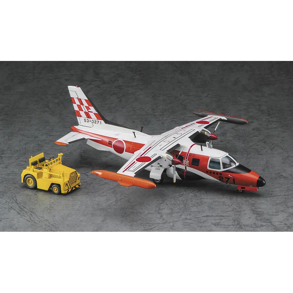 1/72  Mitsubishi MU2J   Flight Check Squadron   w/Tractor