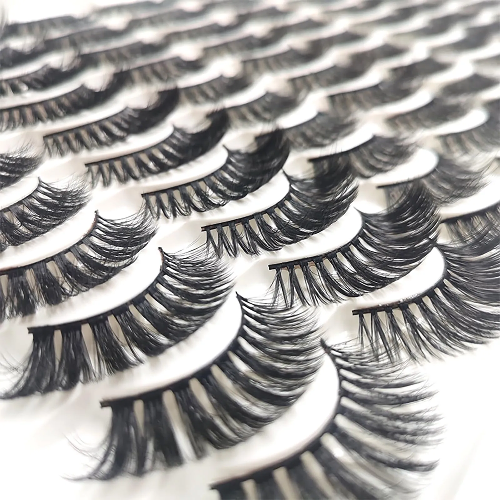 BeauFairy False Eyelashes Set, 40 Pairs 3D Simulation Dense Natural Reusable Artificial Eyelashes, Easy to Wear, DIY Eyelash Extension Kit for Christmas Stage, Party, Date