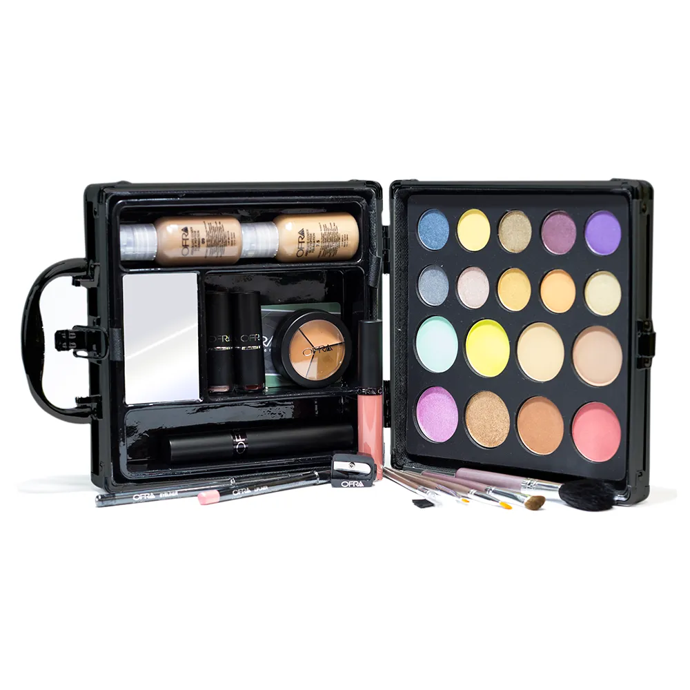 Cosmetologist’s Portfolio – Small -Medium/Deep