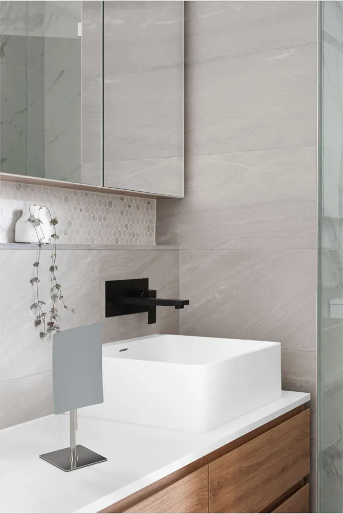 Kimball & Young / Mirror Image Edge-to-Edge 3x Contoured Vanity Mirror - 5 Finishes