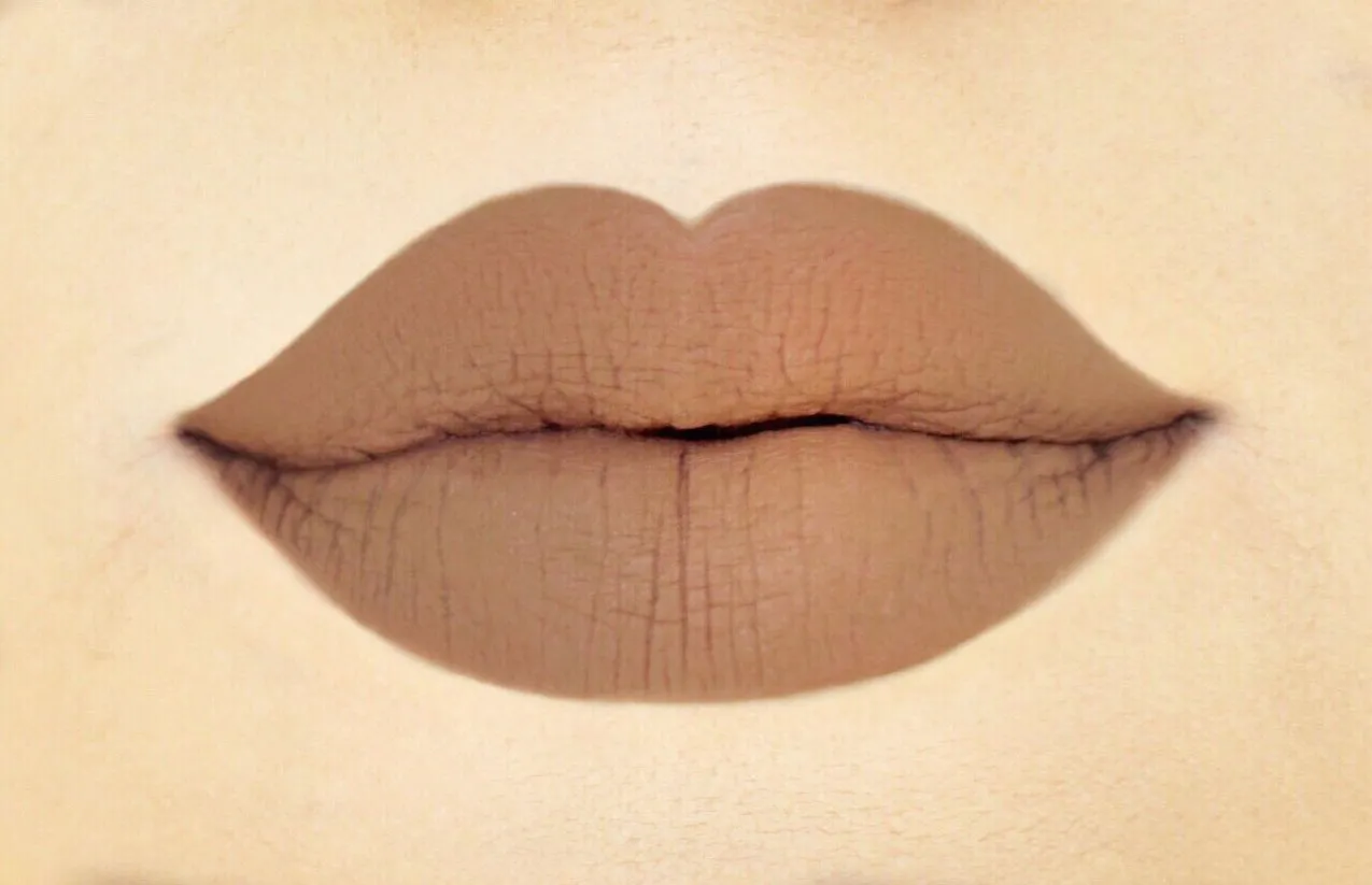 Long Lasting Liquid Lipstick - Dubai