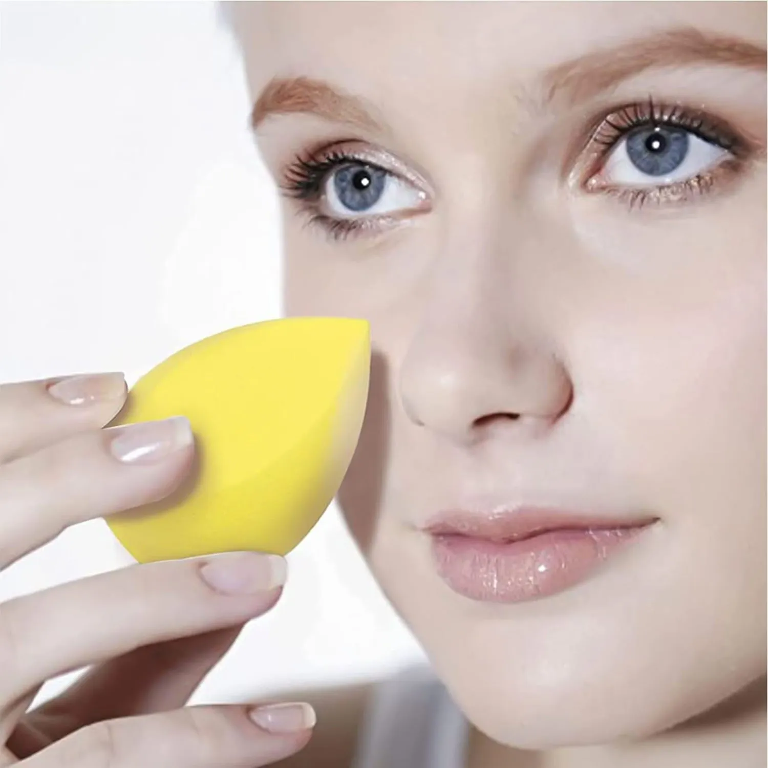 Makeup Sponges Set, Perfect for Liquid, Cream, and Powder (4 Pcs Set With Case)