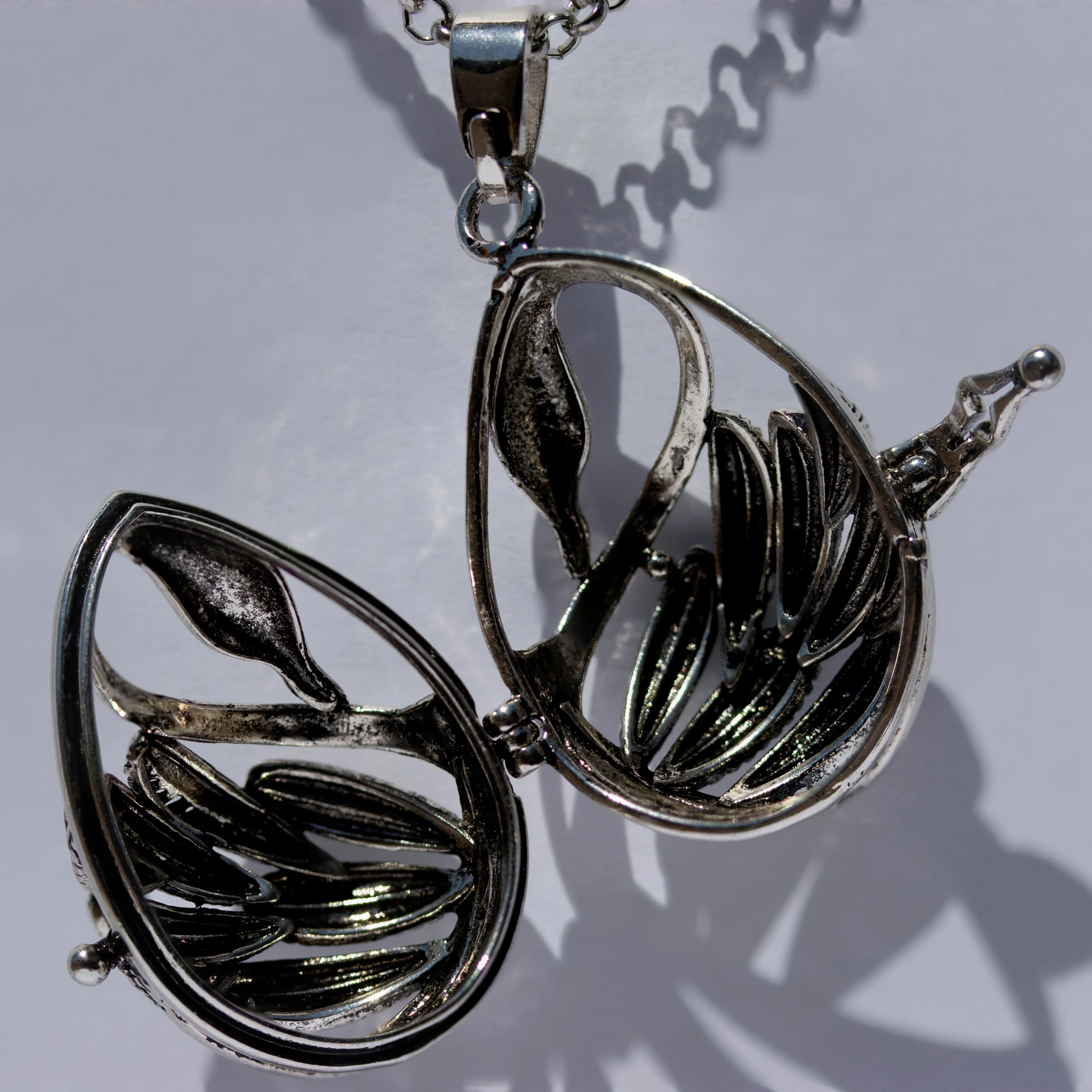 Swan Shaped Essential Oil Diffuser Necklace with Lava Stones